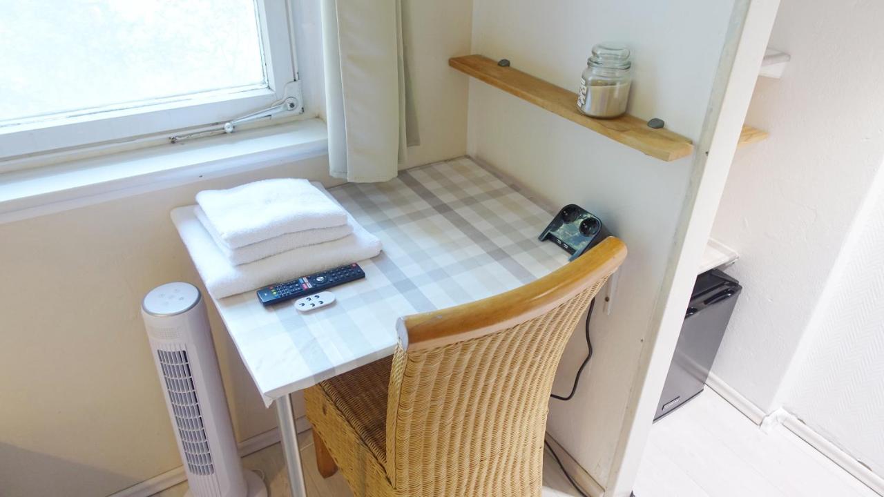 Апартаменты 1 Zimmer In Wohngemeinschaft, Netflix, Premium Kabelfernsehen, Kueche Берлин Экстерьер фото